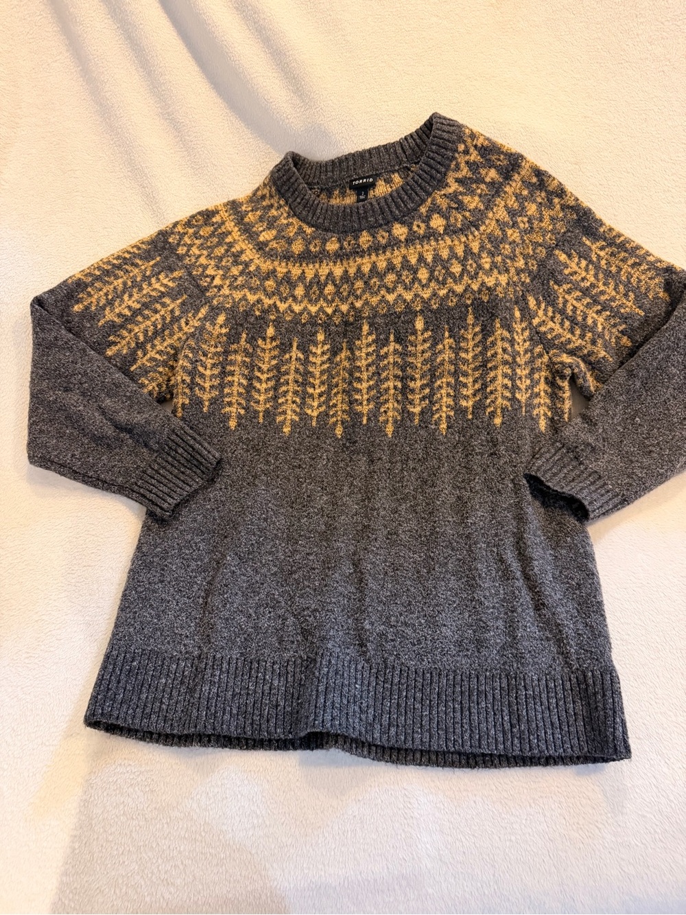 torrid Gray Crewneck Sweater with gold  Fair Isle Yoke winter size 18-20